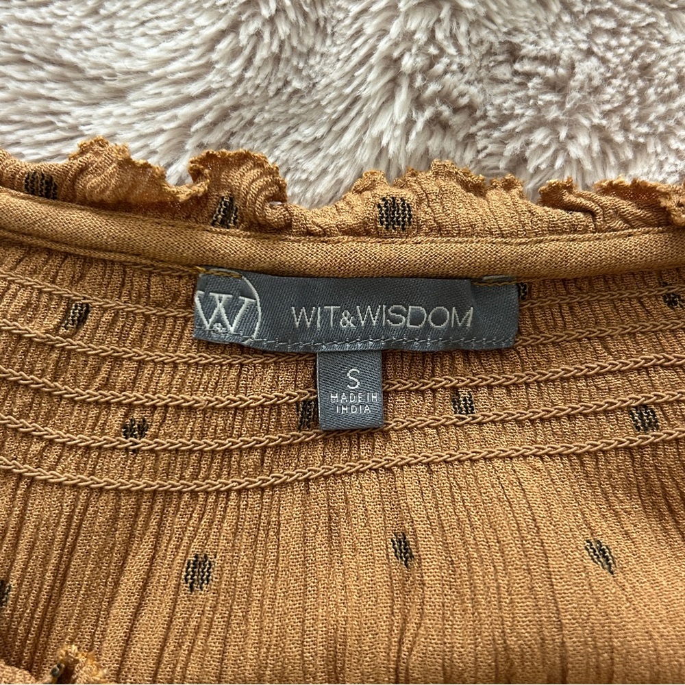 Wit and Wisdom Smocked Print Top, Caramel Latte Brown,‎ Size Small - Picture 6 of 9